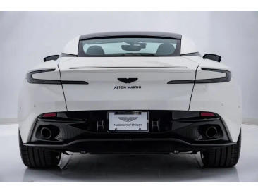 Aston Martin DB11 DB11 V8 Coupe — photo 7