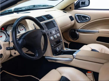 Aston Martin V12 Vanquish (1998-07) V12 Vanquish — photo 3