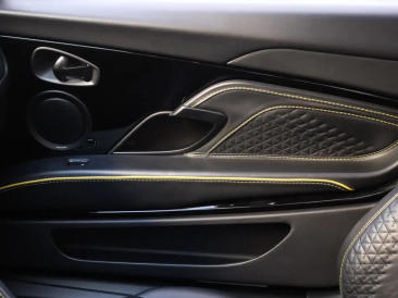 Aston Martin DBS (2018-24) DBS Coupe — photo 28