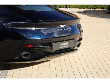 Aston Martin DB11 DB11 V8 Coupe — photo 43