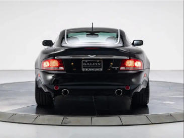 Aston Martin V12 Vanquish (1998-07) V12 Vanquish — photo 7