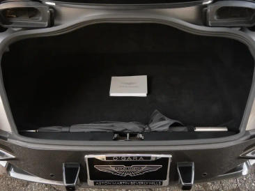 Aston Martin DBS (2018-24) DBS Coupe — photo 33