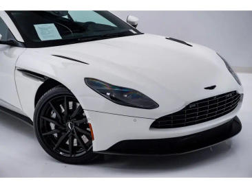 Aston Martin DB11 DB11 V8 Coupe — photo 15