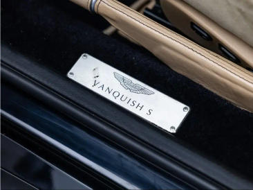 Aston Martin V12 Vanquish (1998-07) V12 Vanquish — photo 20