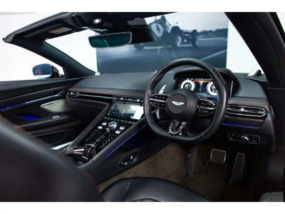 Aston Martin DB12 Volante 4.0 V8 B&W