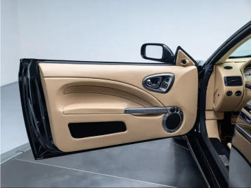 Aston Martin V12 Vanquish (1998-07) V12 Vanquish — photo 21