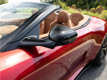 Aston Martin DB12 Volante 4.0 V8 B&W — photo 15
