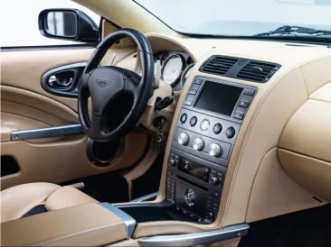 Aston Martin V12 Vanquish (1998-07) V12 Vanquish — photo 29