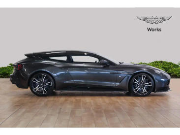 Aston Martin Vanquish II Vanquish Zagato Shooting Brake — photo 16