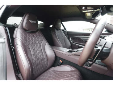 Aston Martin DB12 V8 Coupe — photo 5