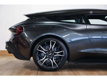 Aston Martin Vanquish II Vanquish Zagato Shooting Brake — photo 21