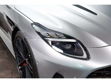 Aston Martin DB12 Volante 4.0 V8 B&W — photo 29