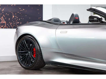 Aston Martin DB12 Volante 4.0 V8 B&W — photo 30