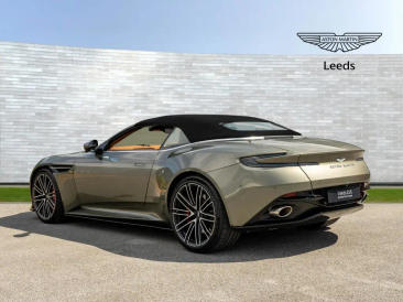 Aston Martin DB12 Volante 4.0 V8 B&W — photo 2