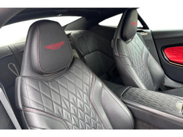 Aston Martin DB12 V8 Coupe — photo 12