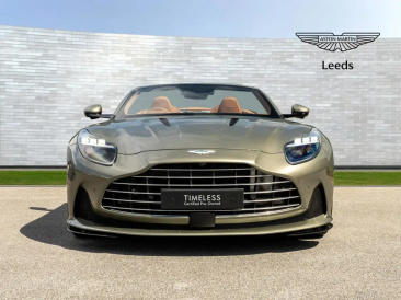 Aston Martin DB12 Volante 4.0 V8 B&W — photo 7