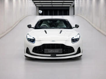 Aston Martin DB12 V8 Coupe — photo 10