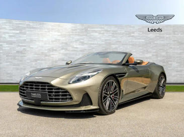 Aston Martin DB12 Volante 4.0 V8 B&W — photo 30