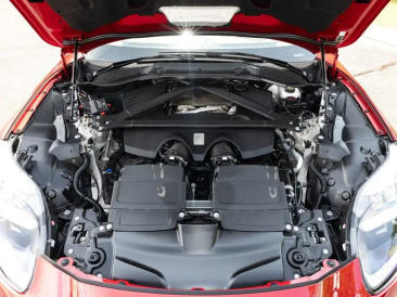 Aston Martin DB12 Volante 4.0 V8 B&W — photo 65