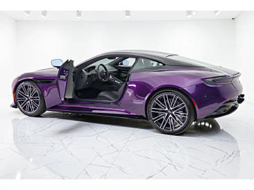 Aston Martin DB12 V8 Coupe — photo 25