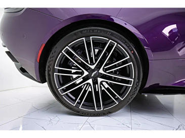 Aston Martin DB12 V8 Coupe — photo 29