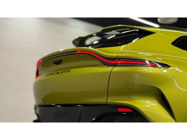 Aston Martin DBX 707 SUV — photo 17