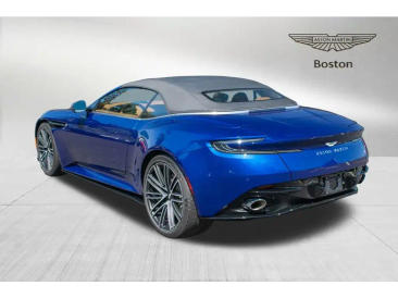 Aston Martin DB12 Volante 4.0 V8 B&W — photo 2