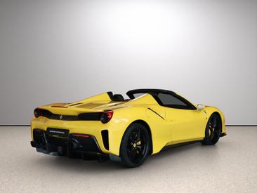 Ferrari 488 Pista Spider — photo 3