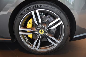 Ferrari Portofino — photo 11