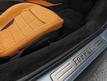 Ferrari 296 GTS — photo 15