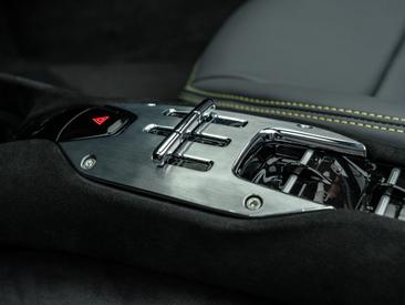 Ferrari 296 GTS — photo 16