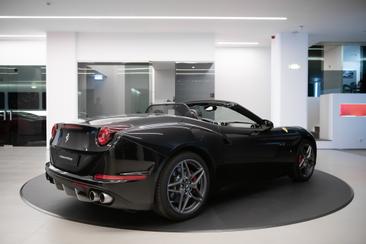 Ferrari California T — photo 3