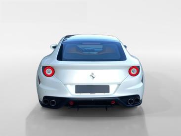 Ferrari FF — photo 4