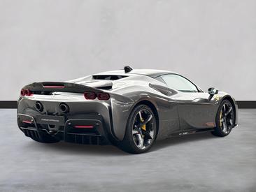 Ferrari SF90 Stradale — photo 3