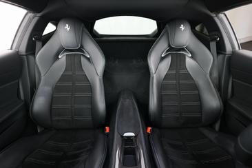 Ferrari 812 Superfast — photo 6