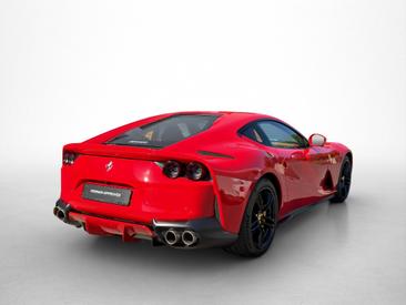 Ferrari 812 Superfast — photo 3