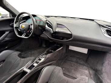 Ferrari SF90 Stradale — photo 16