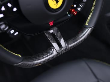 Ferrari Roma Spider — photo 9