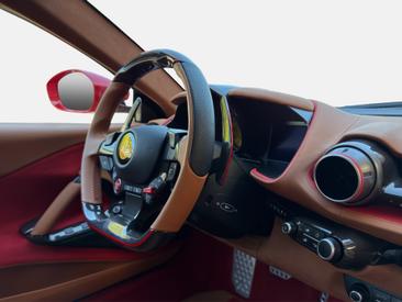 Ferrari 812 Superfast — photo 8