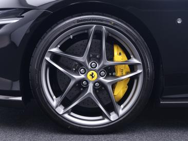 Ferrari Roma Spider — photo 26