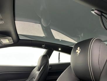 Ferrari GTC4Lusso — photo 12