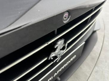 Ferrari GTC4Lusso — photo 13