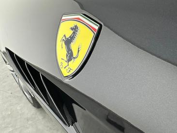 Ferrari GTC4Lusso — photo 14