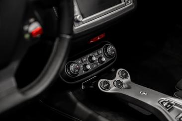 Ferrari California — photo 18