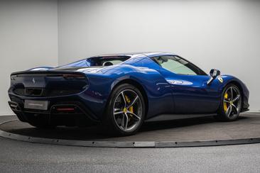 Ferrari 296 GTB — photo 3