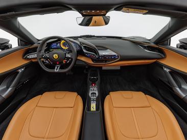 Ferrari SF90 Spider — photo 5