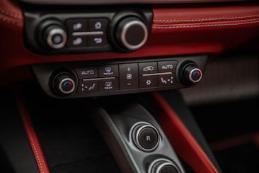 Ferrari Portofino — photo 32