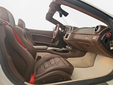 Ferrari California — photo 6