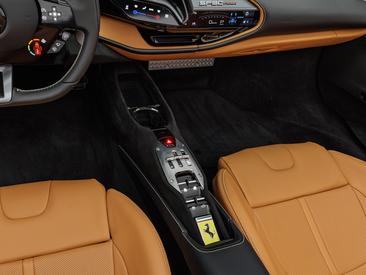 Ferrari SF90 Spider — photo 14