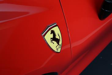 Ferrari SF90 Stradale — photo 13
